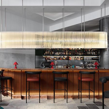 Отель Kimpton Main Frankfurt By Ihg Франкфурт-на-Майне Экстерьер фото