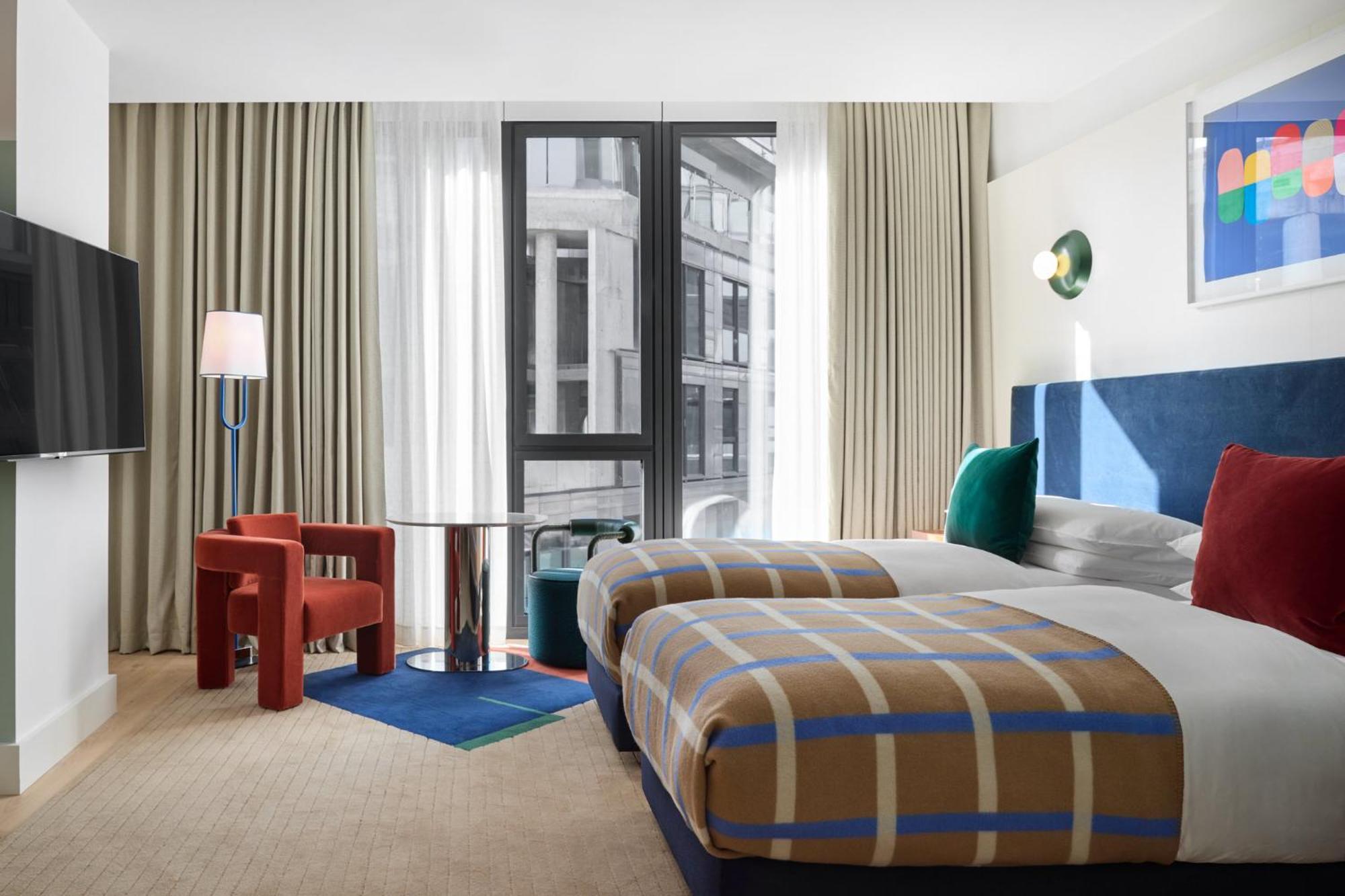 Отель Kimpton Main Frankfurt By Ihg Франкфурт-на-Майне Экстерьер фото